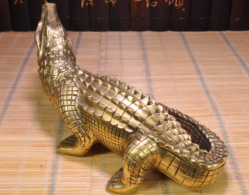 楽天市場】鰐（ワニ）の置物 銅製 魔除け・招財鎮宅 : 中国貿易CTC
