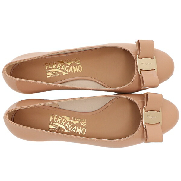 楽天市場】フェラガモ パンプス ヴァラ ベージュ レディース Salvatore