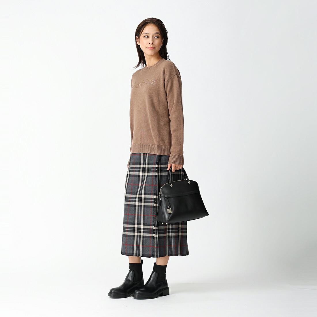 楽天市場】フルラ ハンドバッグ ショルダーバッグ パイパー ブラック