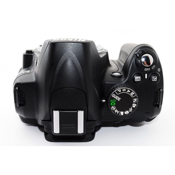 楽天市場】【中古】ニコン Nikon D3000 レンズキット ブラック 美品