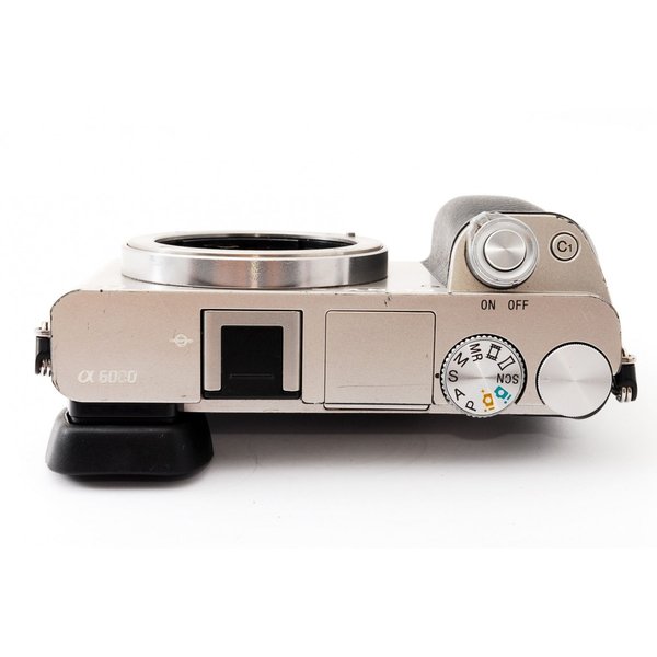 楽天市場】【中古】ソニー SONY a6000 シルバー ボディ 美品 Wi-Fiで