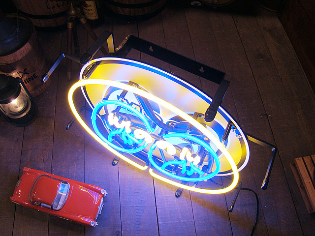 楽天市場】ムーンアイズ アイボールロゴ ネオン管 MOONEYES アメリカン