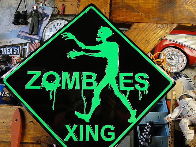 楽天市場】【即納】【在庫あり】ゾンビが横断します 道路標識サイン