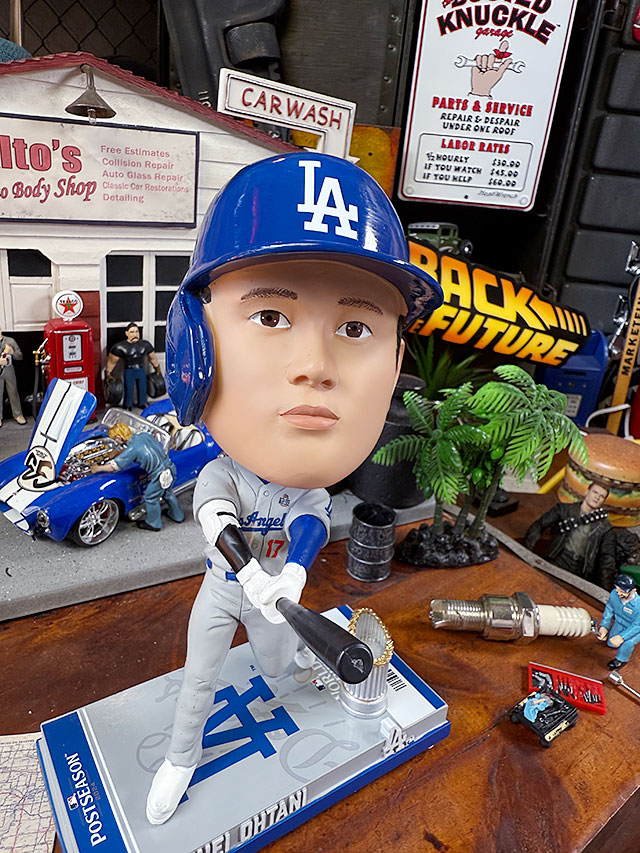 楽天市場】世界限定7000体 2024年ワールドシリーズ優勝記念