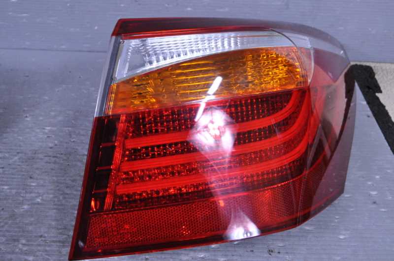 楽天市場】レクサス LS460 中期(USF40) 純正 コイト 破損無 取付OK