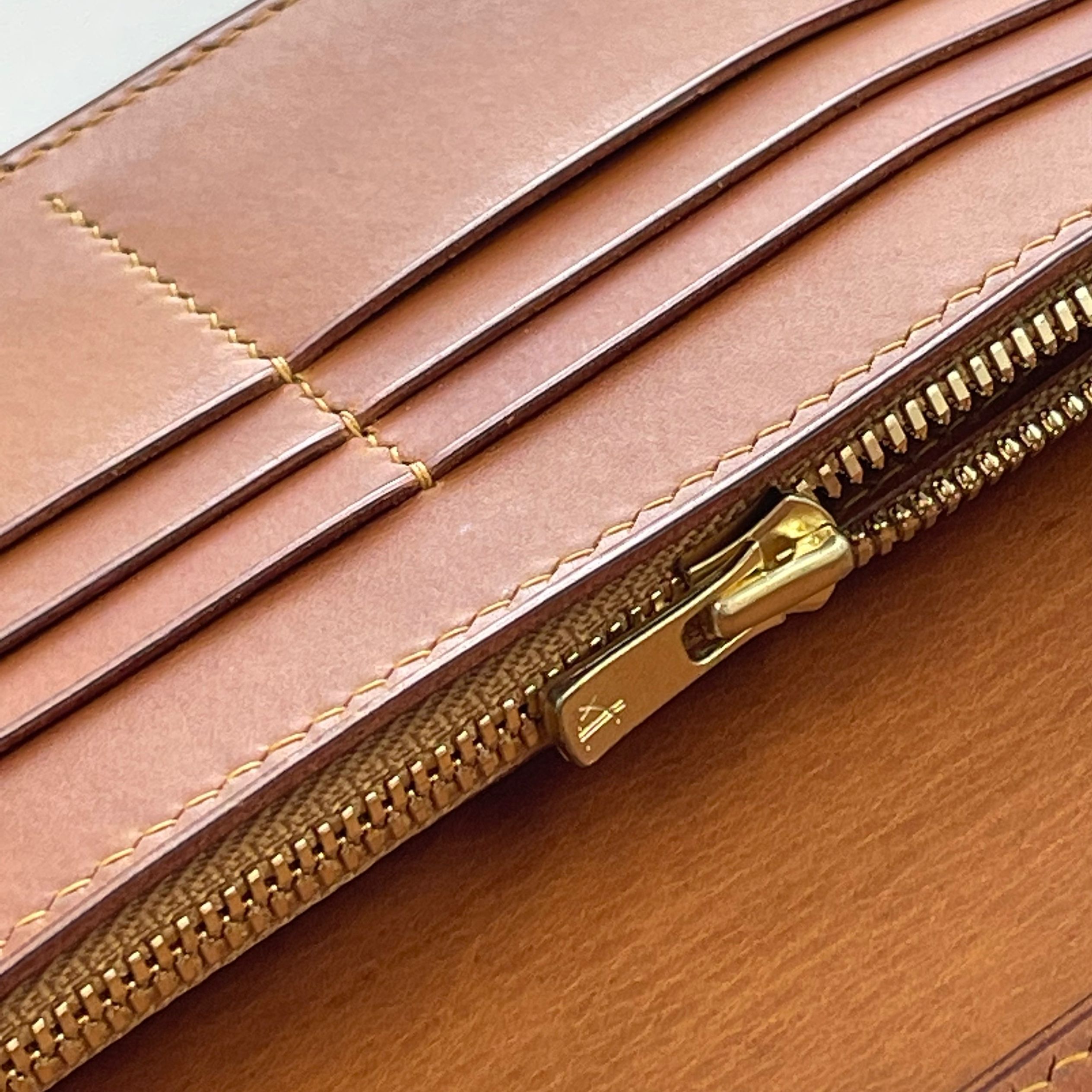 楽天市場】☆XREAL☆ 日本製 長財布 ROCADO（ロカド）シェルコードバン