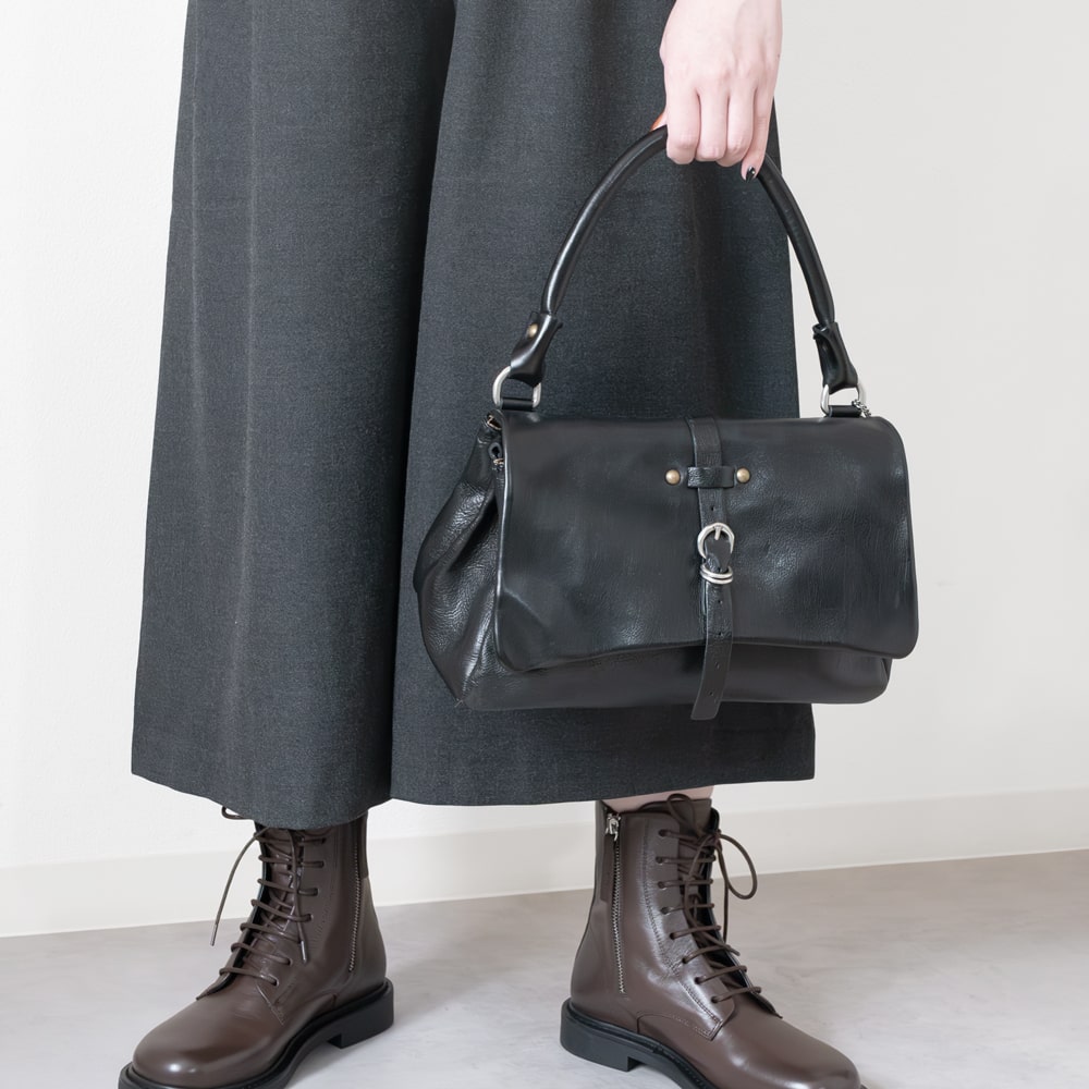 ERNESTO DOLANIレースアップ チャンキヒールーブーツ ブーツ ERNESTO DOLANI エルネストドラーニ アンクルウーンドカラー