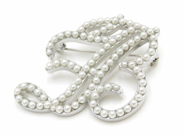 楽天市場】FOXEY ブローチ ”Signature Pearl” 42629 パール 未使用
