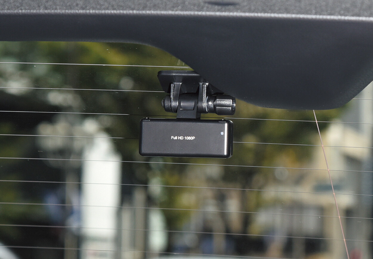 中古品2年使用COMTEC HDR362GW 360度2カメラドライブレコーダー 中古品