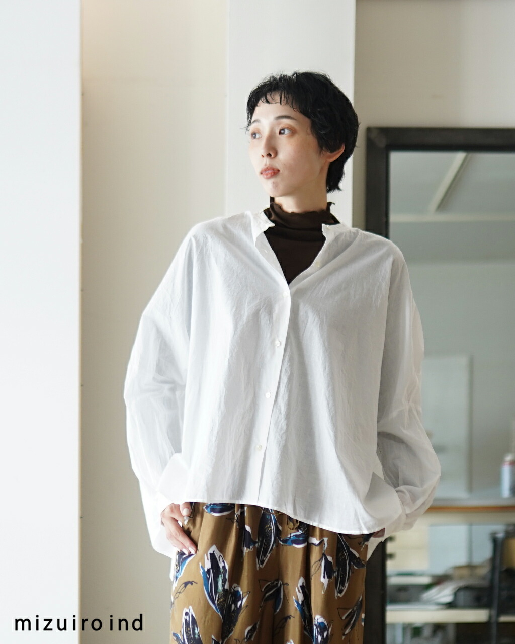 楽天市場】ミズイロインド mizuiro ind バックギャザー ワイドシャツ