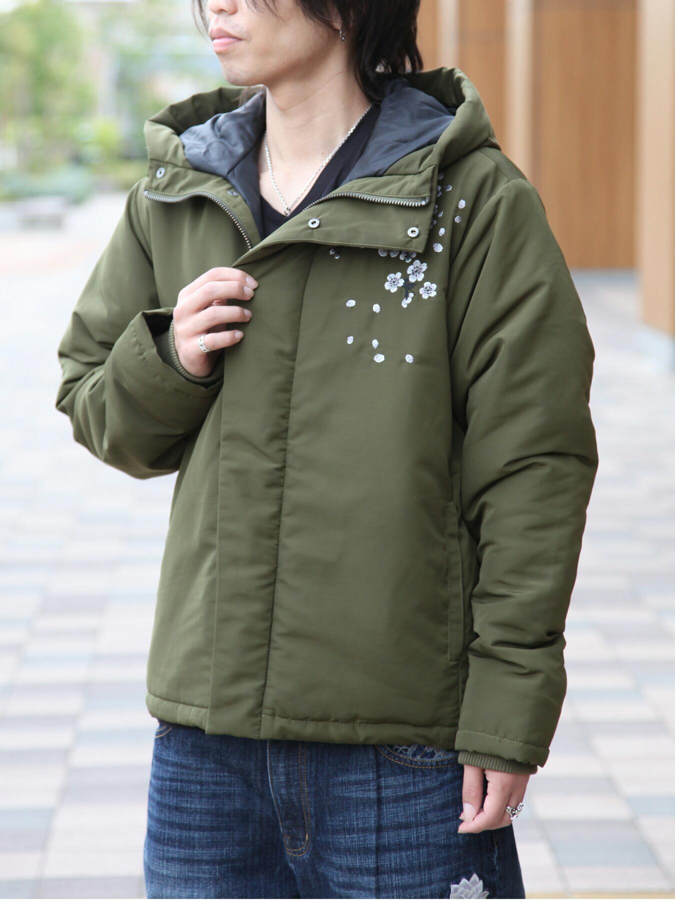 楽天市場】【絡繰魂】冬桜 総刺繍 中綿 ジャケット ｜ 和柄 アウター