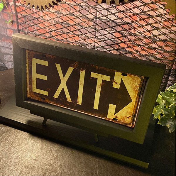 楽天市場】｢EXIT｣インダストリアルアート!! メタル製アートパネル(額