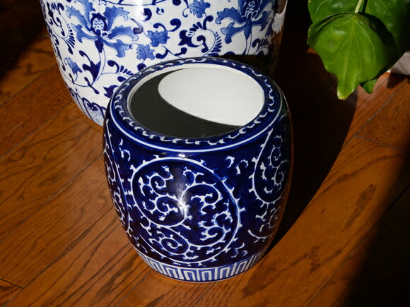 楽天市場】青白陶器 深鉢 青唐草 飾り壷 置物 アンティーク 雑貨