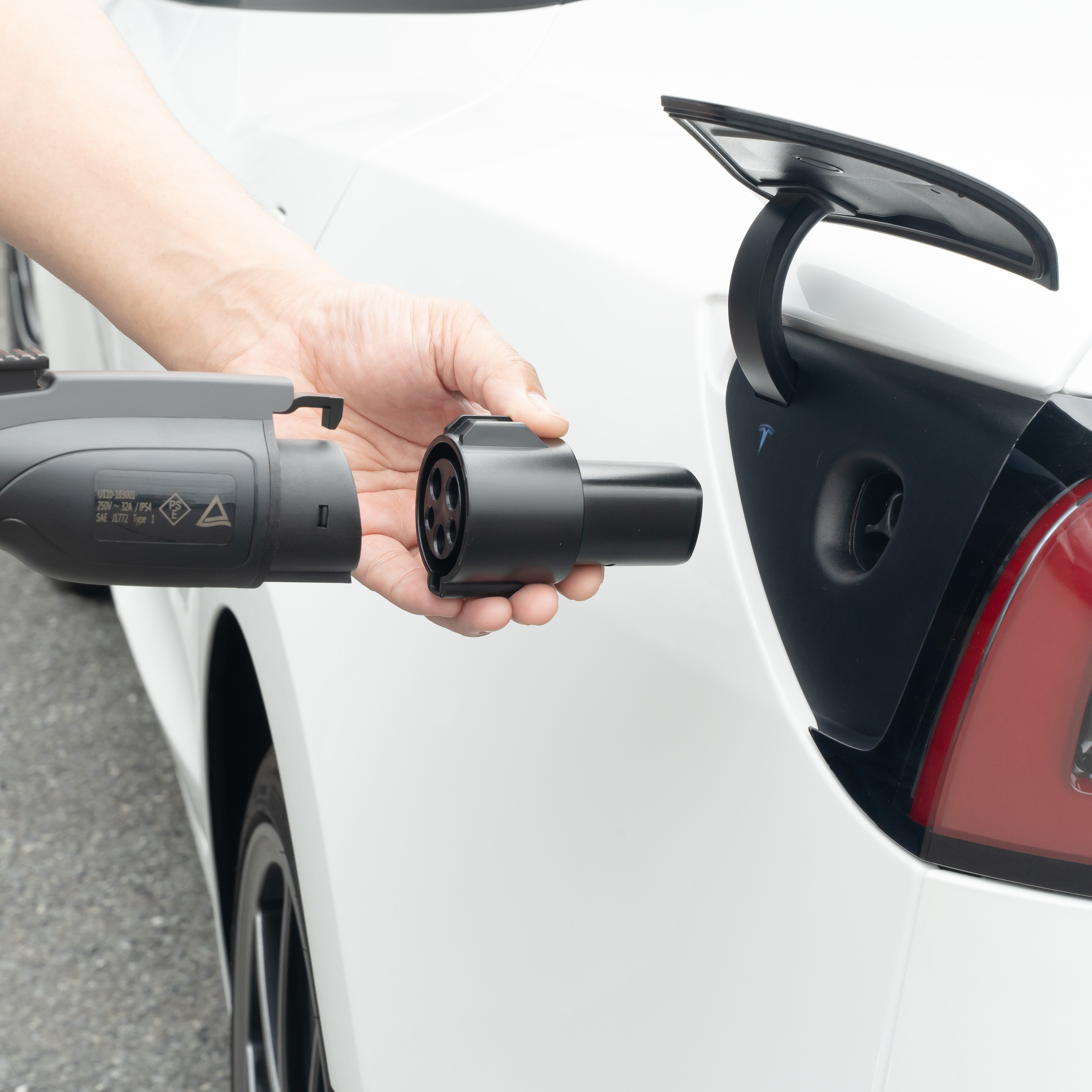 楽天市場】テスラ 変換アダプター SAE J1772アダプター テスラ普通充電