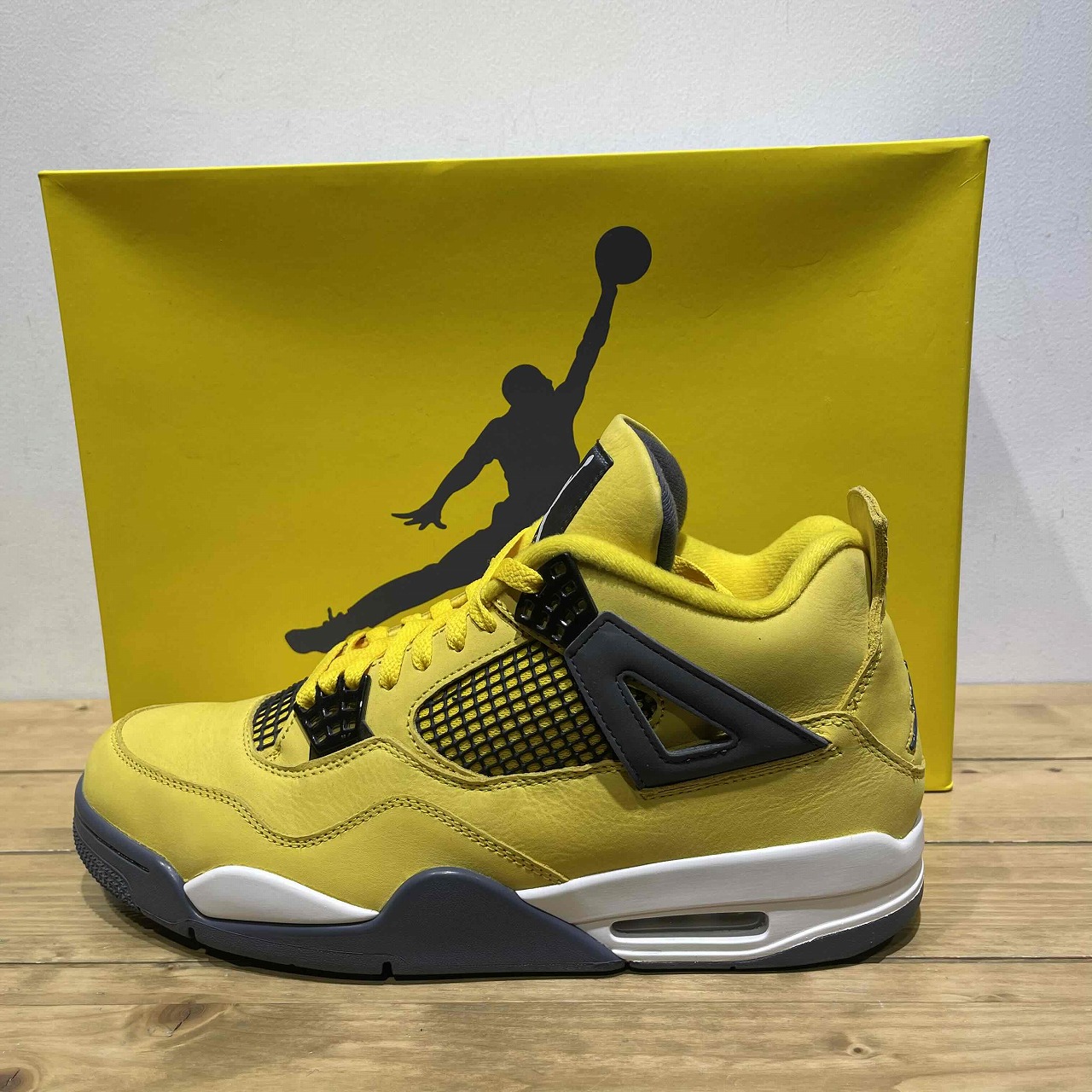 楽天市場】NIKE 2021 AIR JORDAN 4 RETRO TOUR YELLOW 29.0cm CT8527