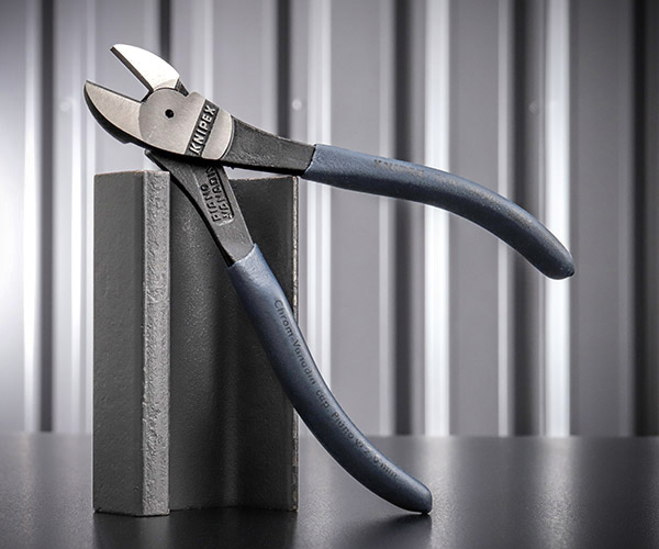 楽天市場】KNIPEX 限定色 スティールブルー 強力型斜ニッパー 160mm