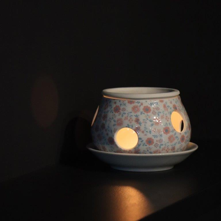 楽天市場】茶香炉 陶器 アロマポット 国産 有田焼 おすすめ 花柄