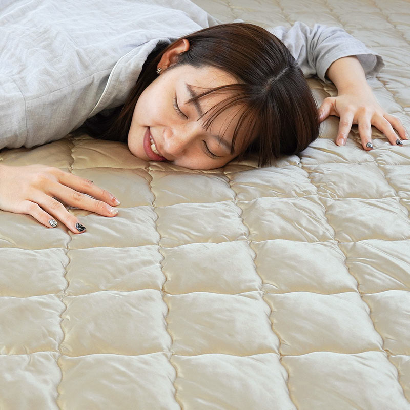 楽天市場】【25日20時〜2H限定10％OFFクーポン】シルク 敷きパッド