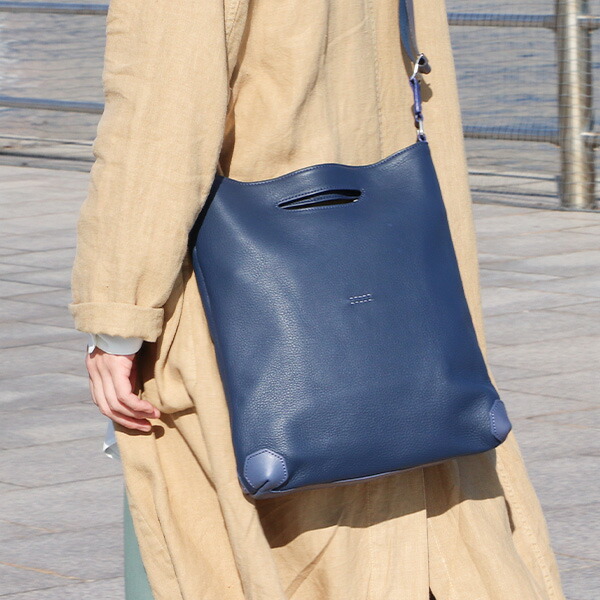 楽天市場】アエナ SNUGGLE 2nd スナグルセカンド 縦型ショルダーバッグ