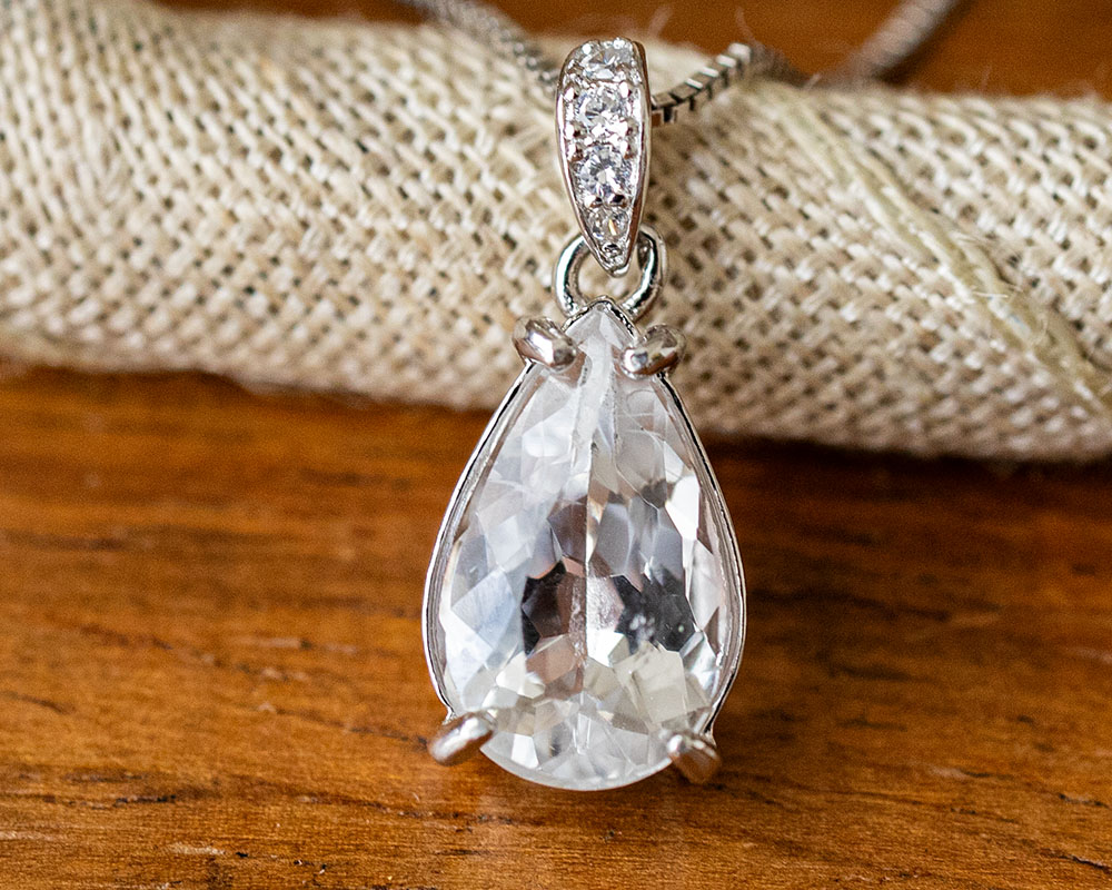 楽天市場】宝石鑑別書付き ロシア産 ロシアン フェナカイト 1.665ct