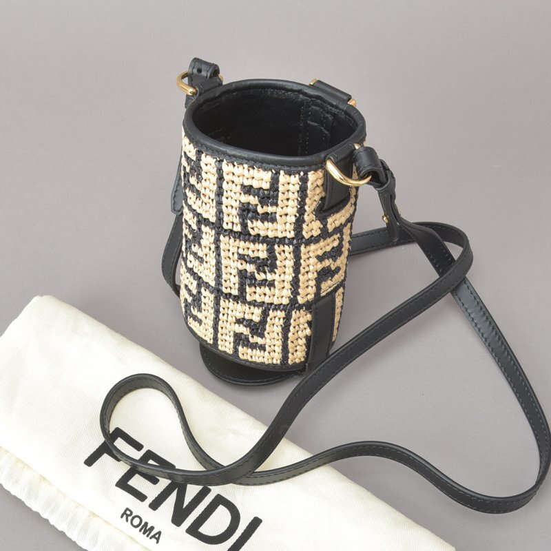 楽天市場】未使用 FENDI フェンディ ズッカ ボトルホルダー ショルダー