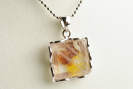 楽天市場】パイライトインクォーツペンダントトップ 最高級品