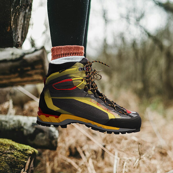 楽天市場】スポルティバ La Sportiva 靴 トランゴ テック GTX Trango
