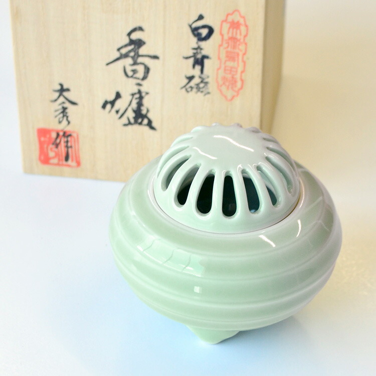 楽天市場】【香炉】【有田焼】白青磁 線文【日本製】【日本香堂