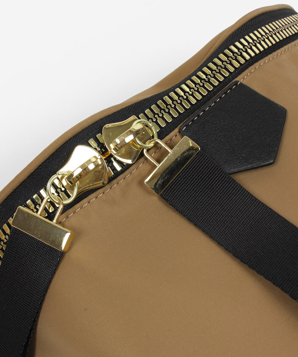 楽天市場】PECHINCHAR ペシンシャ メタルファスナー ショルダーバッグ