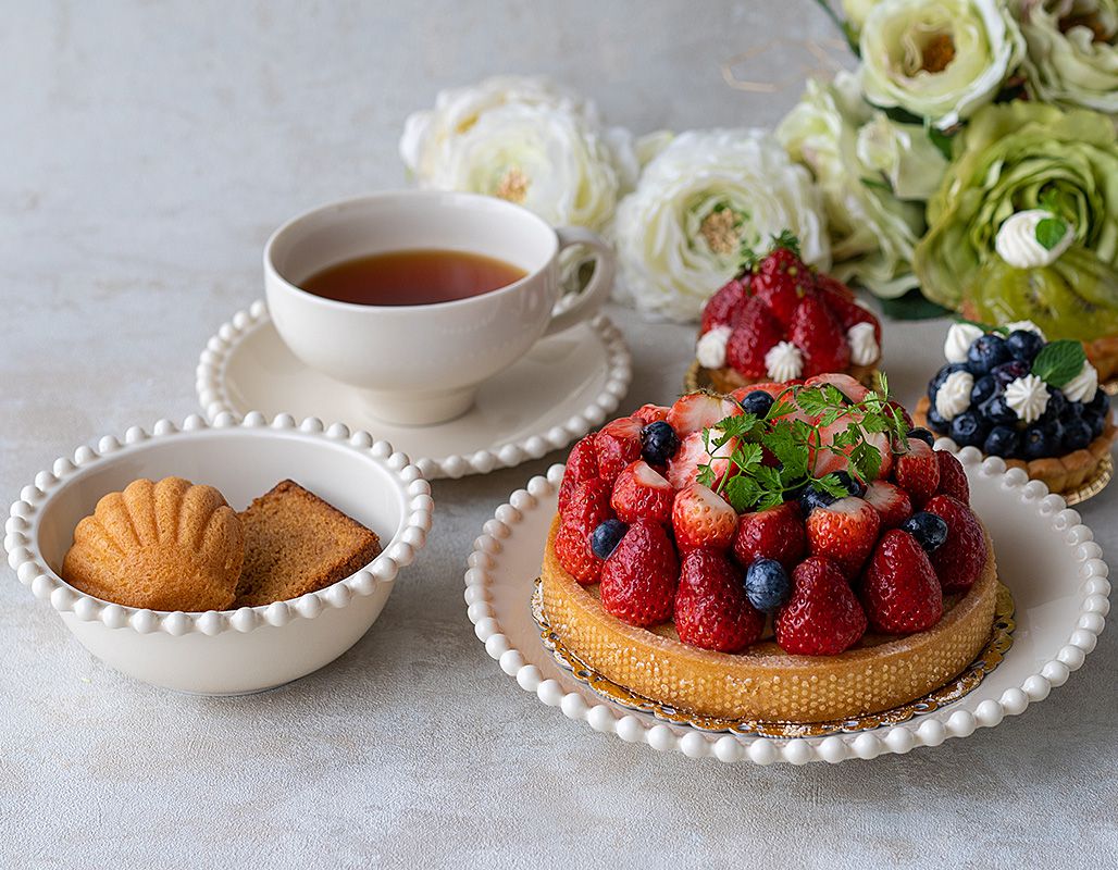 楽天市場】【3/1限定 P5倍】ティアラ リムケーキプレート 21cm