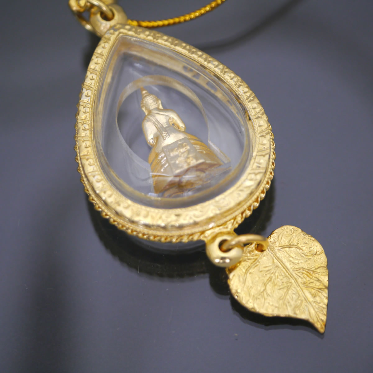 楽天市場】タイ-ワット・ソートンのプラクルアンその7 タイでは超有名