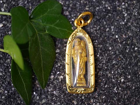 楽天市場】タイ-ワット・ラカンのプラクルアン 「ルアンポートーのプラ