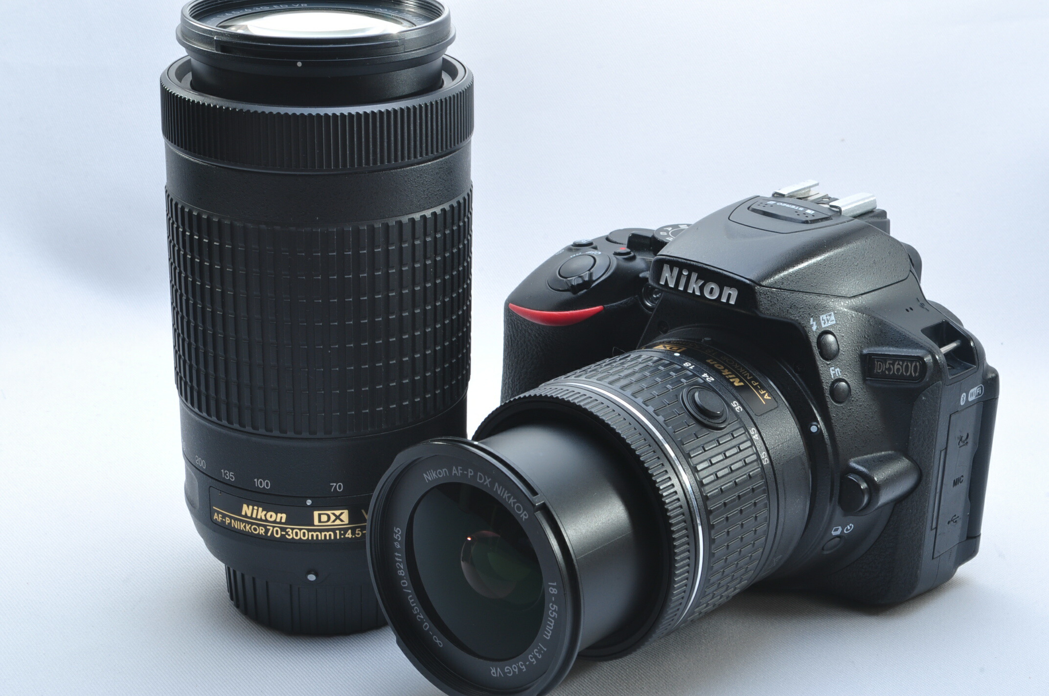 ルーシー】Nikon D5600 ダブルズームキット＋単焦点レンズ ルーシー様