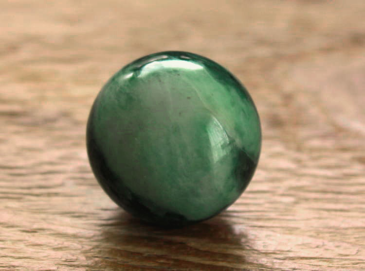 楽天市場】糸魚川翡翠丸玉 MA0294真隆 作 30mm*30mm : 糸魚川ヒスイの店