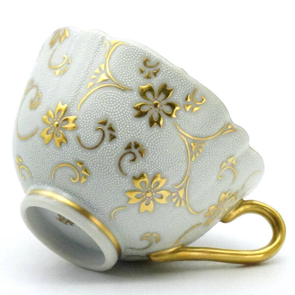 楽天市場】仲田錦玉 九谷焼四つ割輪花コーヒー碗皿（カップ＆ソーサー