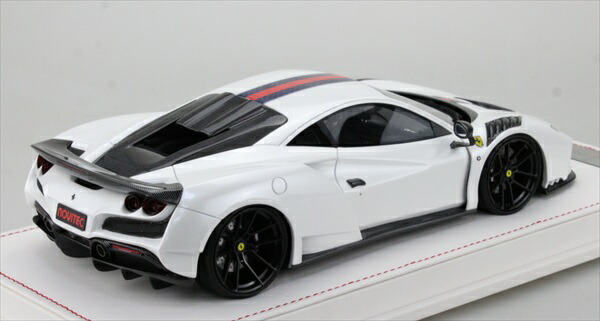 楽天市場】フェラーリ ミニカー 1/18 フェラーリ F8 ノビテック 白/赤