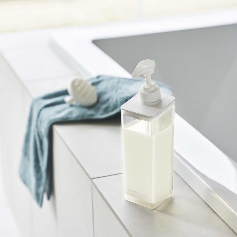 楽天市場】【レビュー特典】 山崎実業 【 たっぷり洗剤が出る