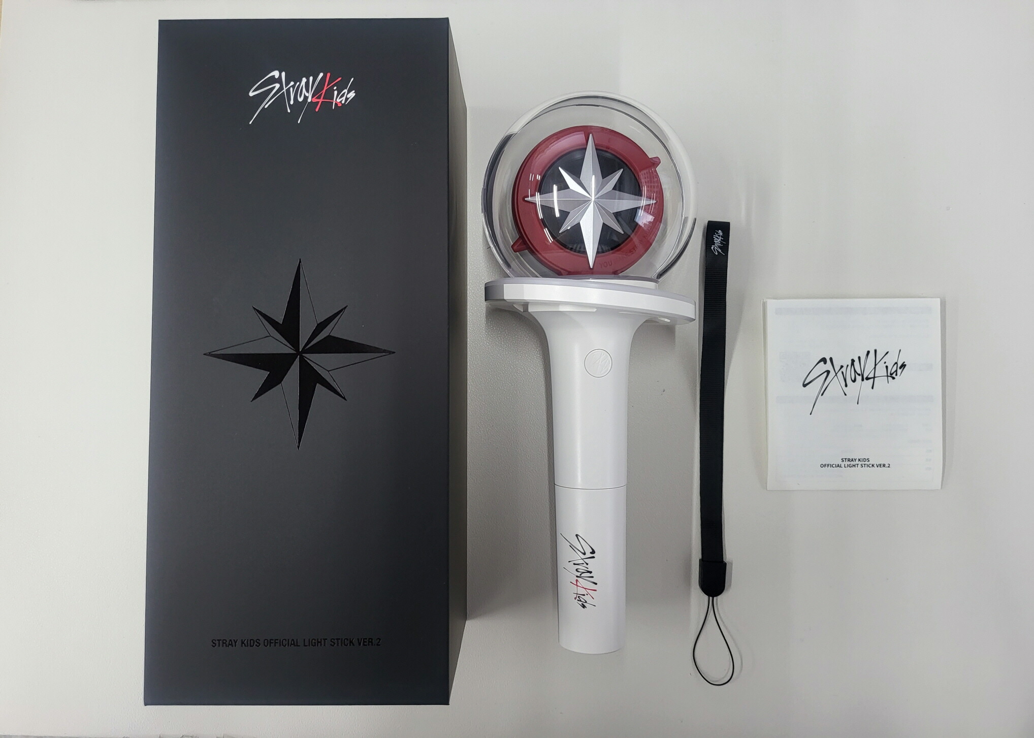 楽天市場】Stray Kids - OFFICIAL LIGHT STICK VER.2 ストレイキッズ