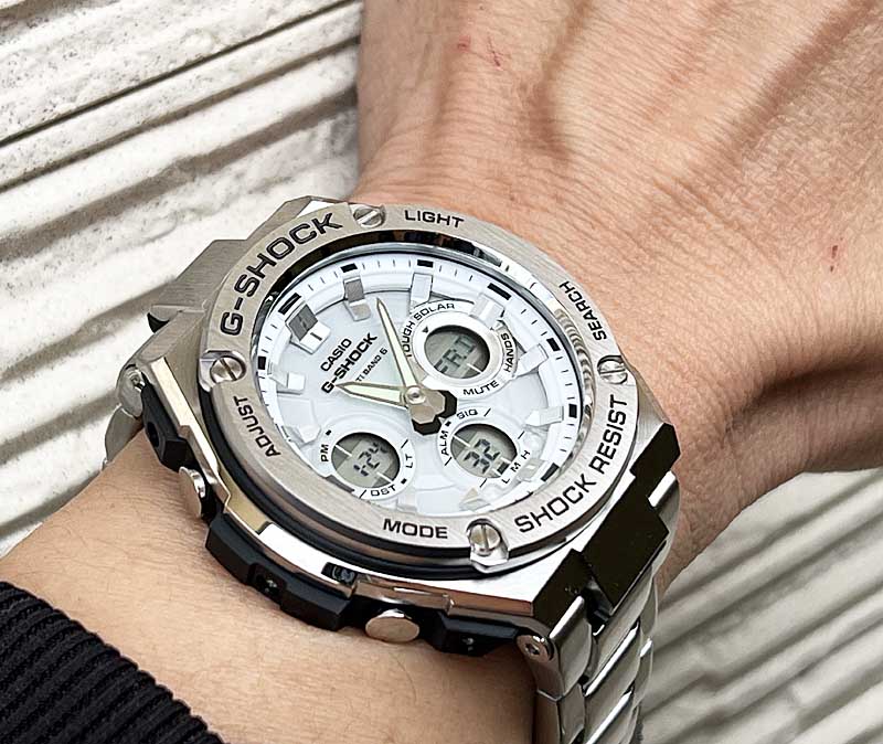 楽天市場】【3月1日は10％OFFクーポン】新品＆安心の正規品ごつい腕に