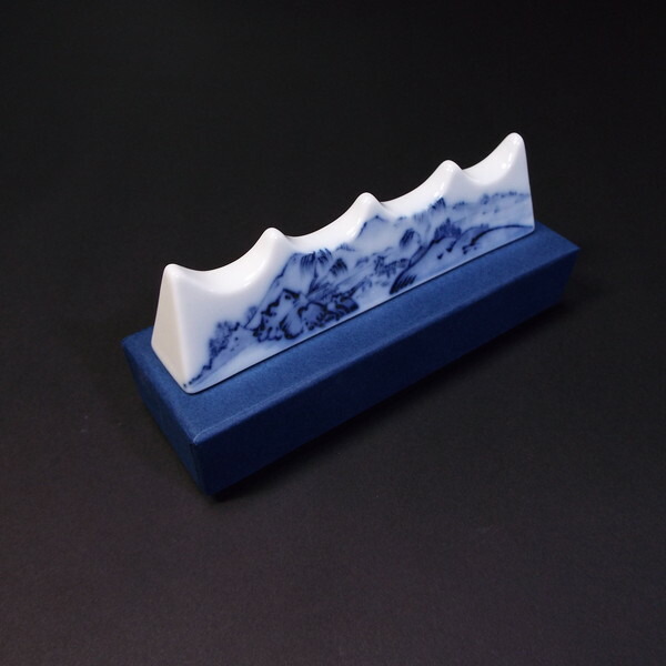 山水画彫刻 金属製 書道用具 山水画彫刻 金属製 書道用具 楽天市場】筆置き