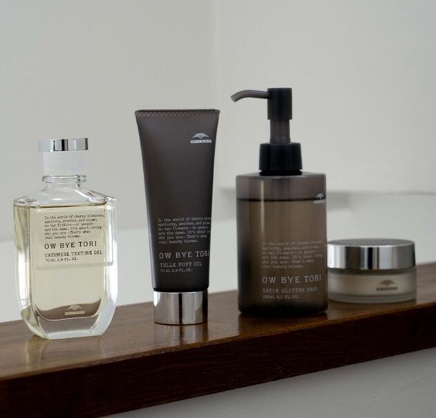 楽天市場】オーバイトーリ サテングリッター ドロップ 180ml ジェル