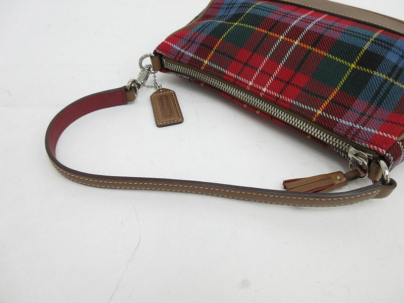 楽天市場】COACH(コーチ) チェック柄 アクセサリーポーチ 8935 赤系