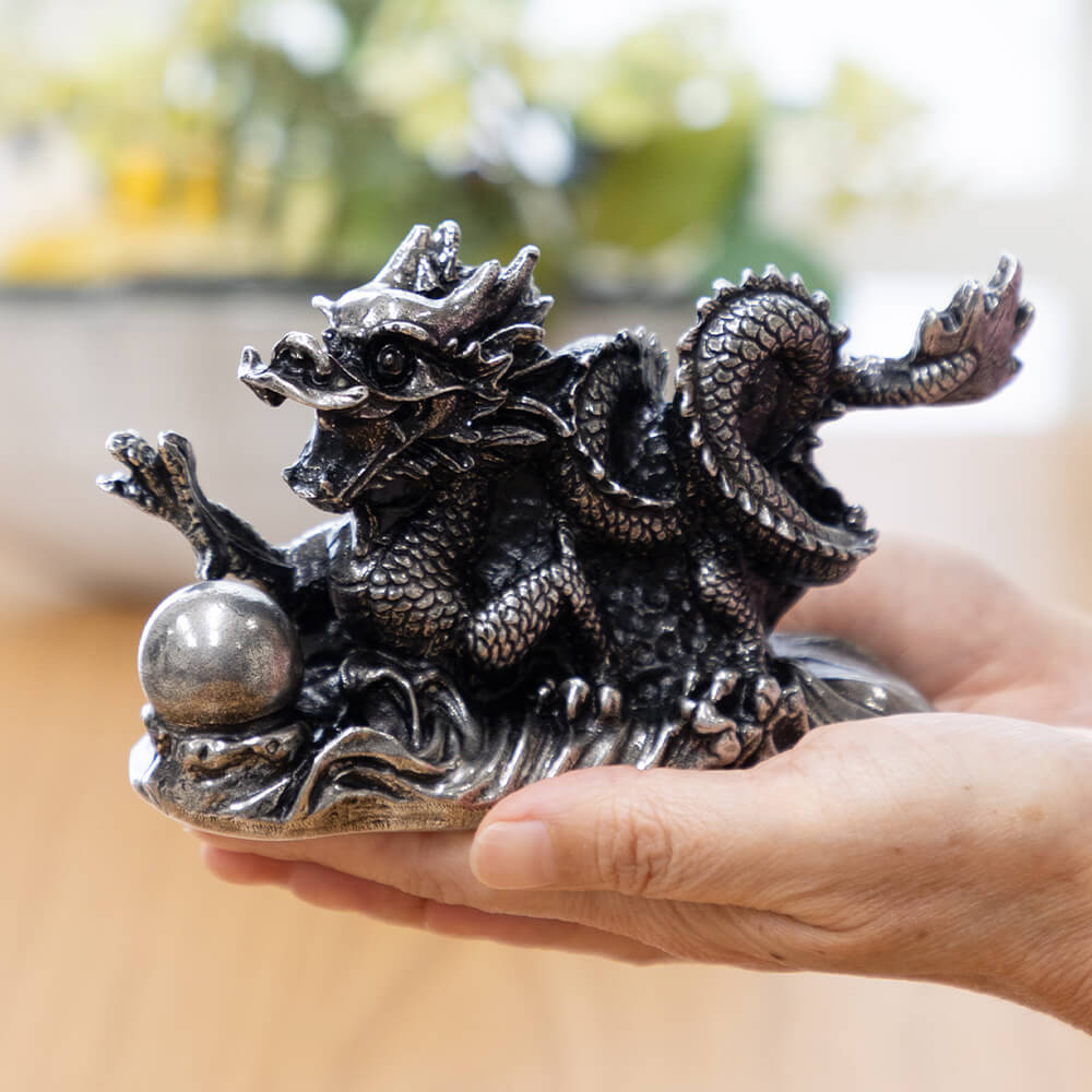 楽天市場】置物 薩摩錫器龍 -TAKACHIHO- 黒漆加工 2024年 干支 辰 龍