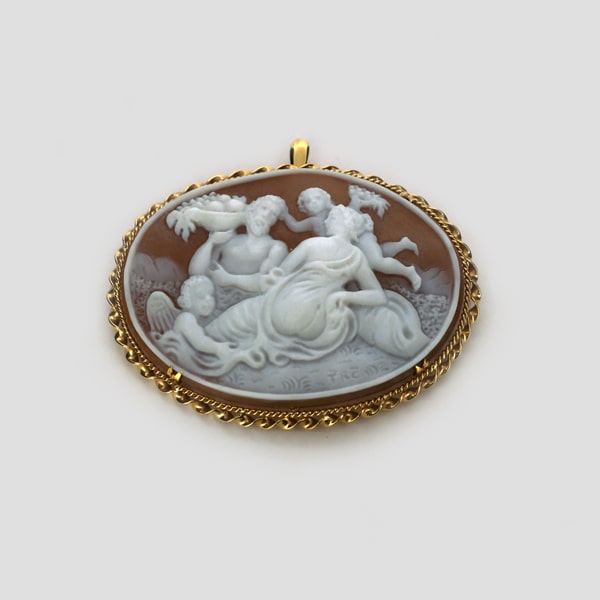 750刻印】K18 天使 シェルカメオ ブローチペンダント18金枠