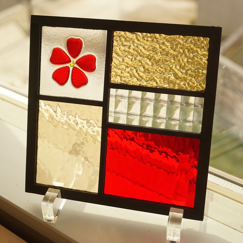 楽天市場】ステンドグラス パネル 住宅用 5つのガラスMIXフュージング