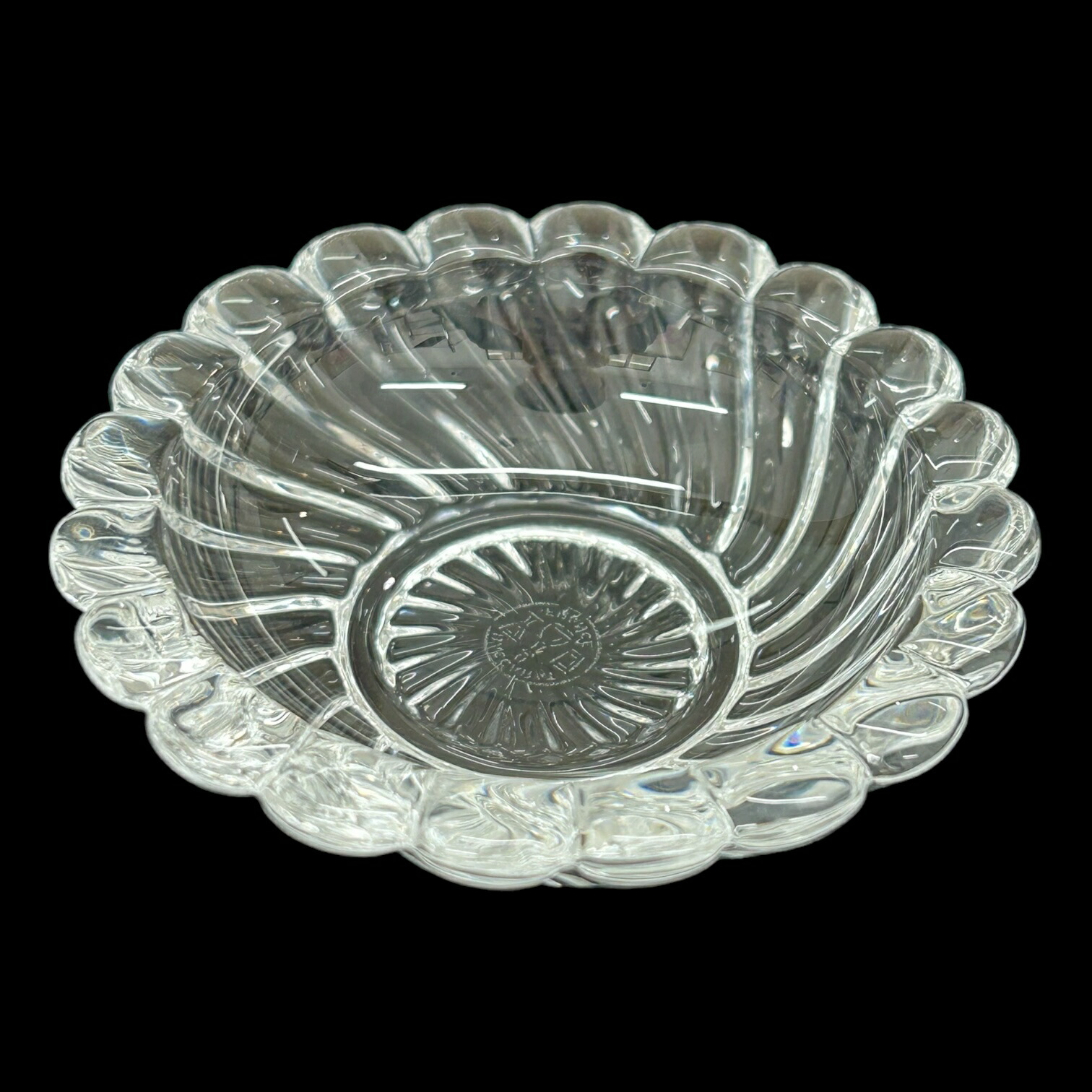 Baccarat フラワー型クリスタル皿 【公式通販】