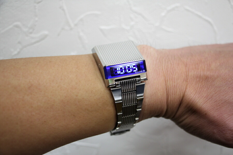 楽天市場】BULOVA ブローバ Computron コンピュートロン 復刻モデル