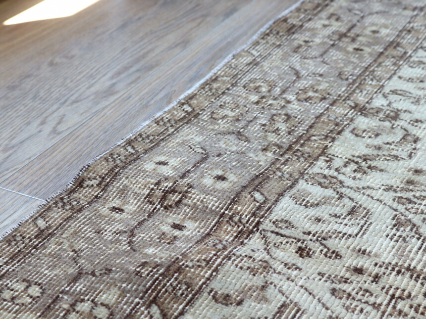 楽天市場】オーバーダイド ヴィンテージラグ ベージュ 276×166cm