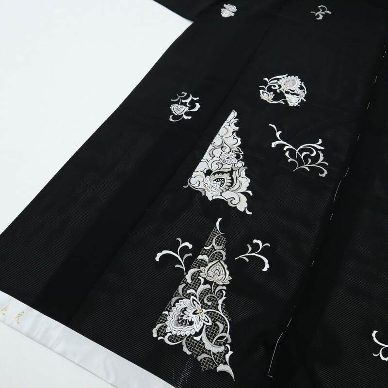 楽天市場】仮絵羽 付下げ『夏着物 絽』豪華刺繍 花唐草模様 セミ