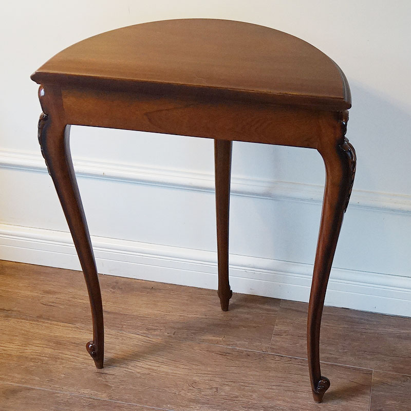 ◼️◼️◼️スペイン製、鋳物使用、高級コンソールテーブル、50万